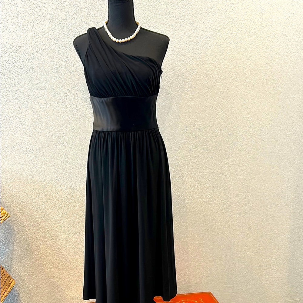 Jones New York Black Asymmetrical Ruched Gown